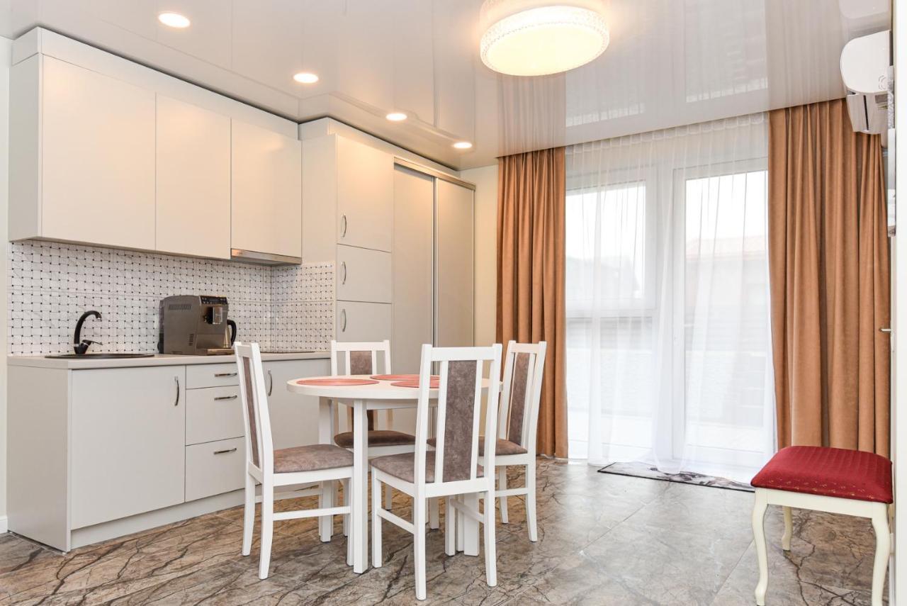 Sermiescio Apartamentai パランガ エクステリア 写真